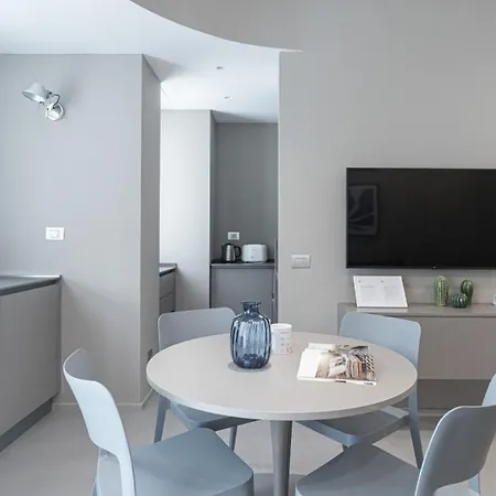 Italianway Comfort - Maderno 4 Apartmán Milán