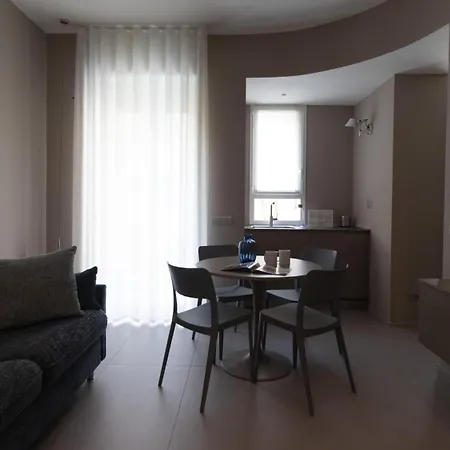 Italianway Comfort - Maderno 4 Apartmán