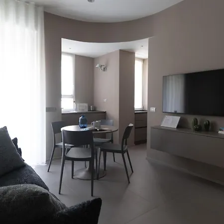 Italianway Comfort - Maderno 4 Apartmán Milán